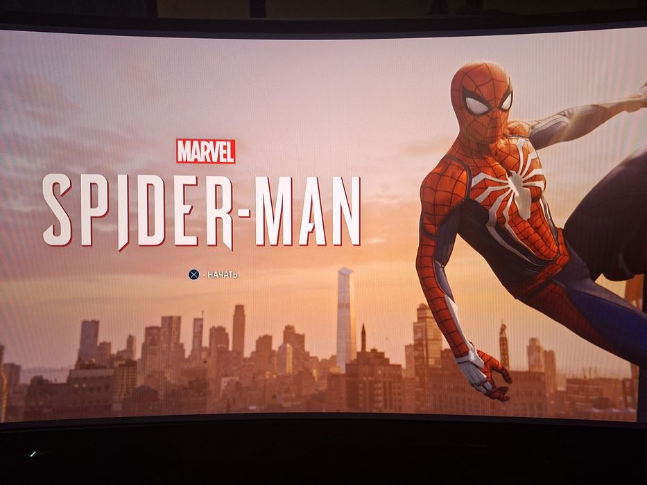 Продам  PS4 slim