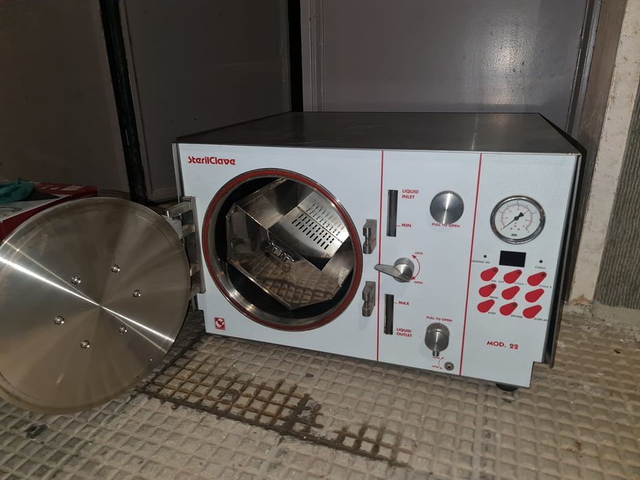 COMINOX STERILCLAVE 22 aparat medical pentru sterilizat