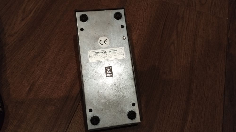 Лампов усилвател Peavey Valveking VK112 с wah педал