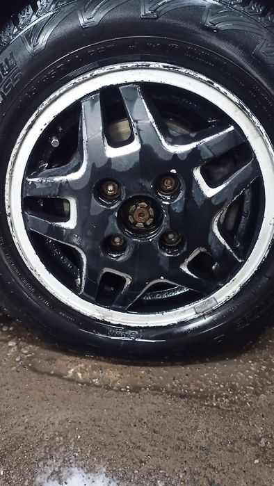 Обменяю диски на 15е . Это 14е