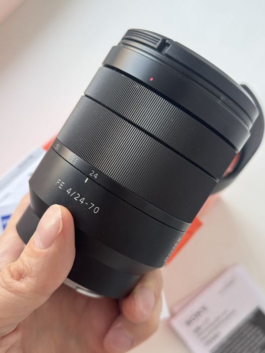 Sony Carl Zeiss 24-70 4