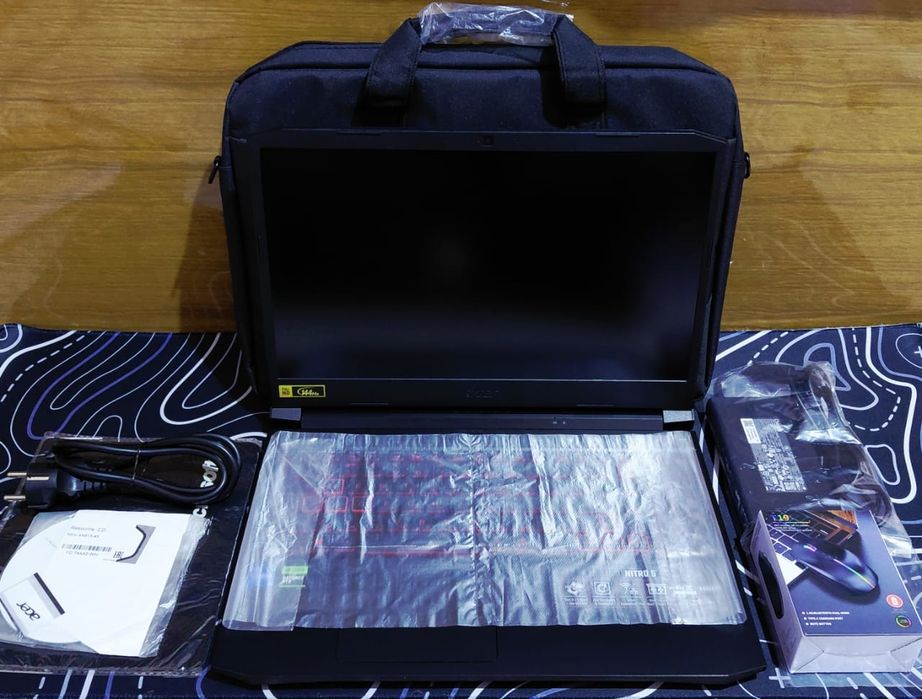 Acer Nitro 5 ssd512,ozu16, RTX3050!