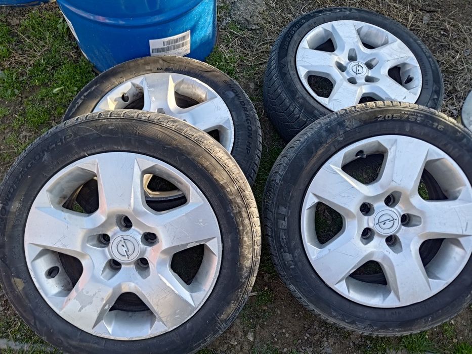 Гуми с железни джанти за Опел 205/55/16