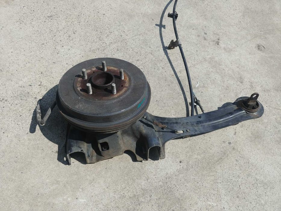 fuzeta dreapta spate 1.5 tdci ford focus 3 scurt