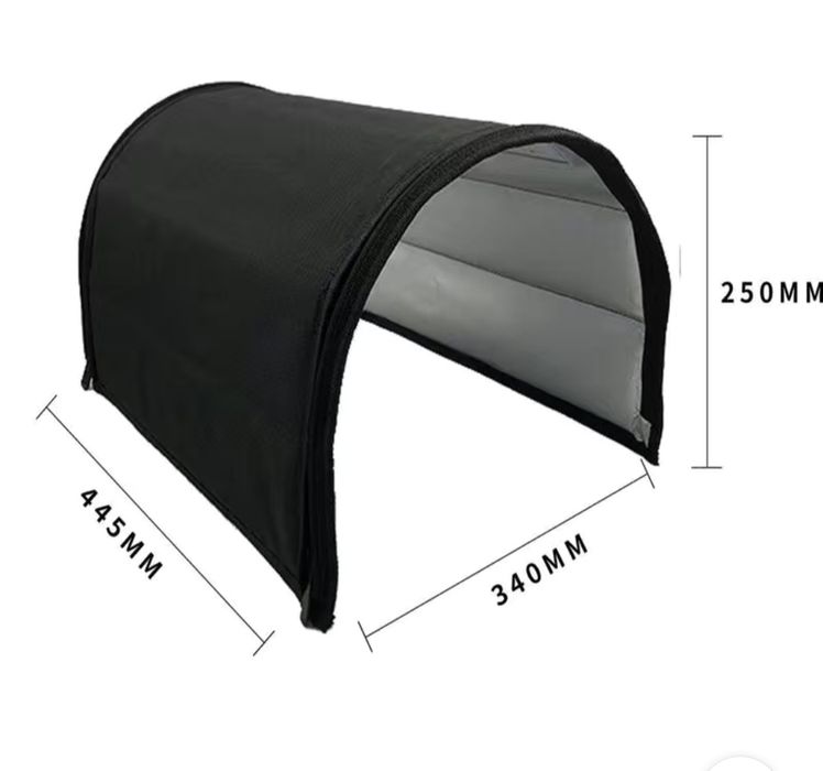 Екатеринбургтің жалаңаш томбас әйелдері