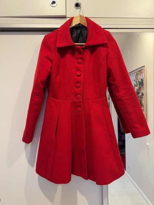 Palton rosu, matlasat, xs-s