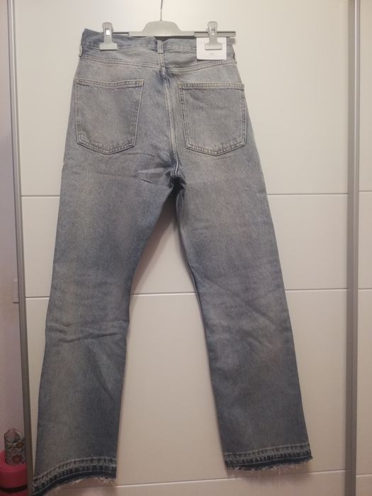 Blugi Zara noi cu eticheta marimea 34