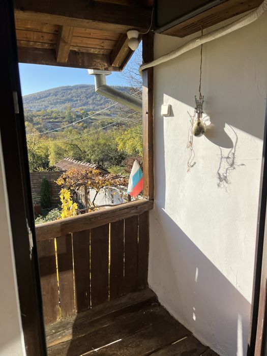 Автентична Реновирана къща в с.Радювене