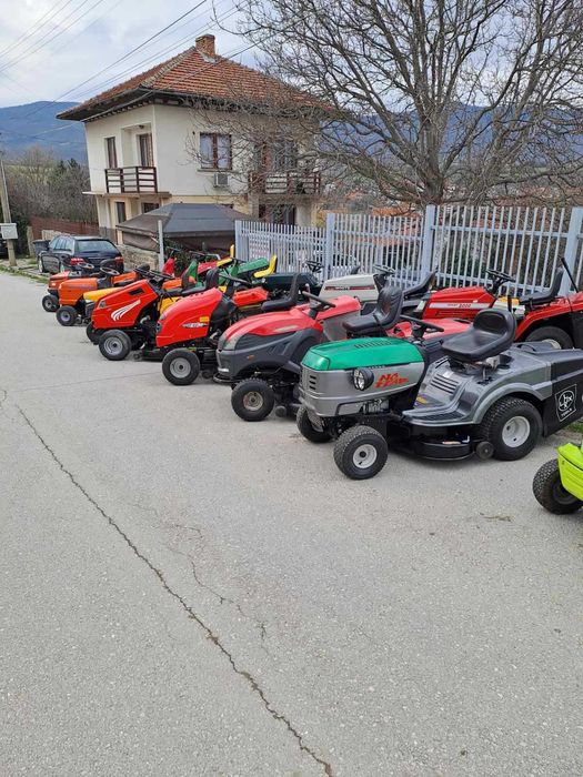 Продавам тракторни косачки внос от Германия на цени от 800 до 3000 евро.