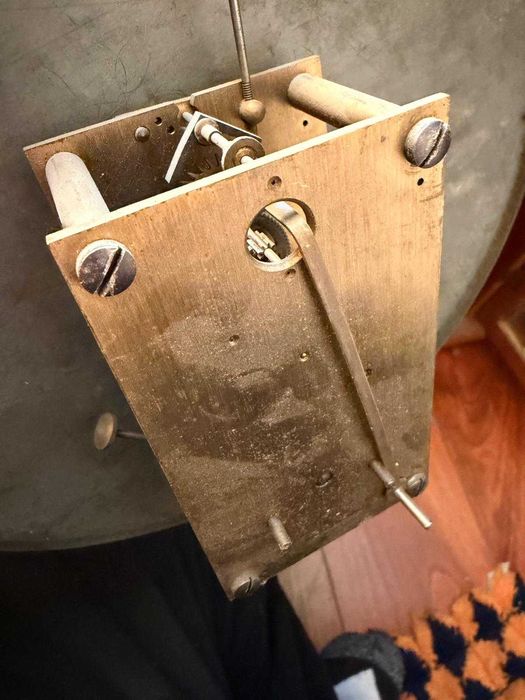 Pendul mecanic J.G. Baer Sumiswald de perete