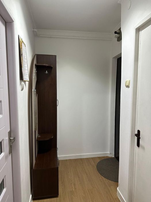 vand apartament în Motru