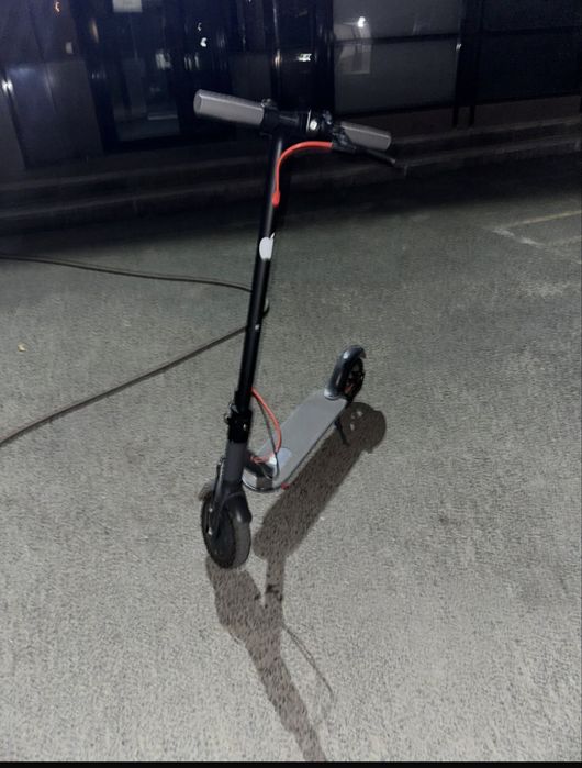 Продам самокат ксяоми