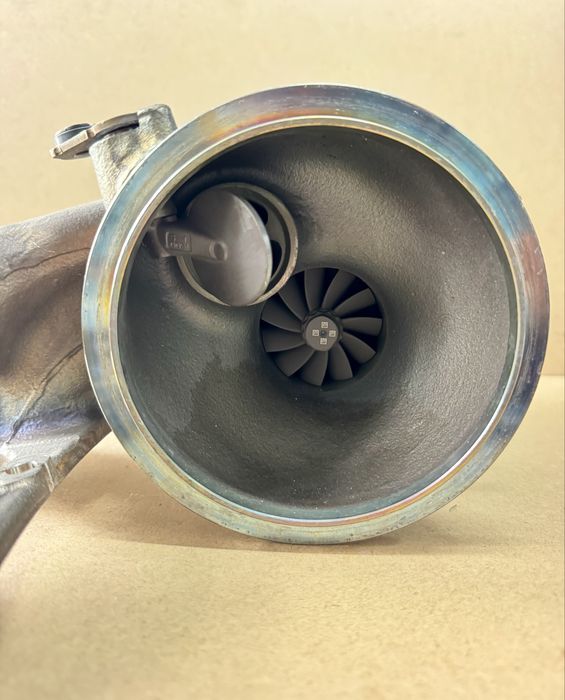 Turbina BMW B58 3.0 Benzina Originala 8489597 G60 G70 G45 X5 X6