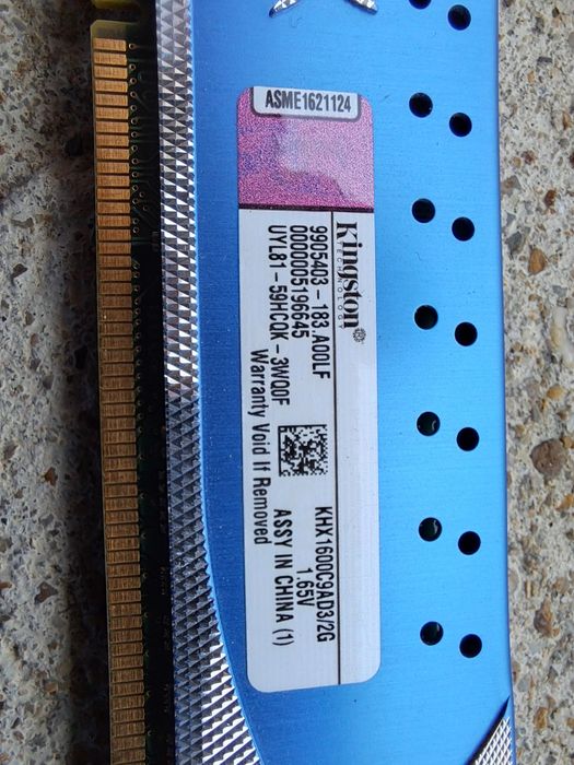 Рам памет Kingston DDR 3 Два комплекта по две плочки рам.