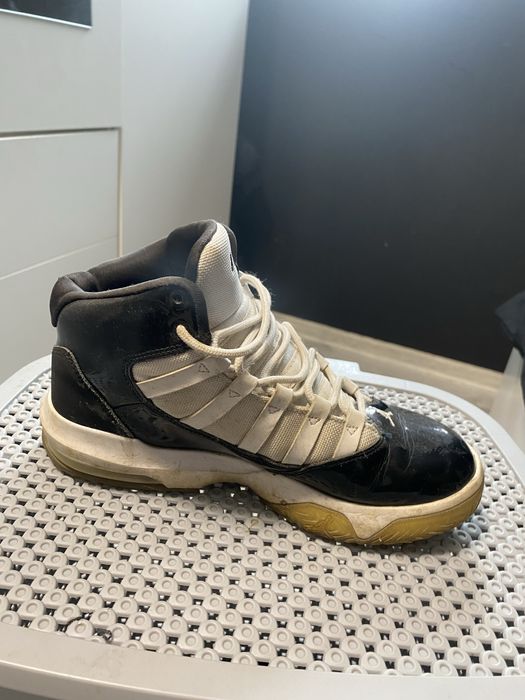 Nike Jordan Max Aura