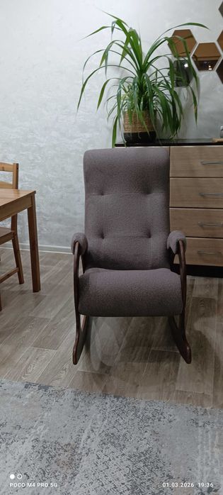 Кресло-качалка новое