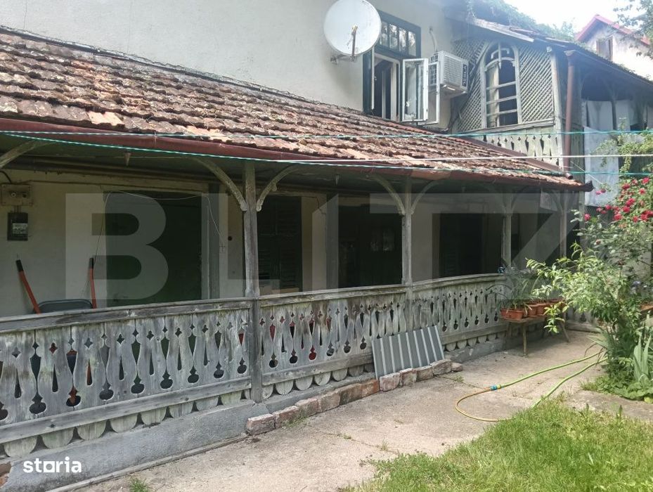 Casa de vanzare, 460 mp, 17 camere, zona Buzias