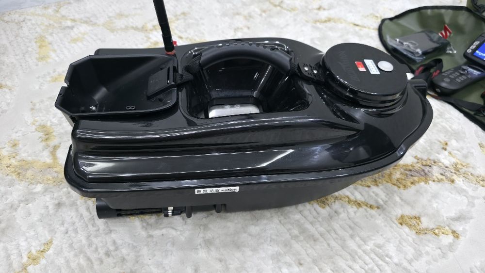 Exalot Boatman GPS karabl