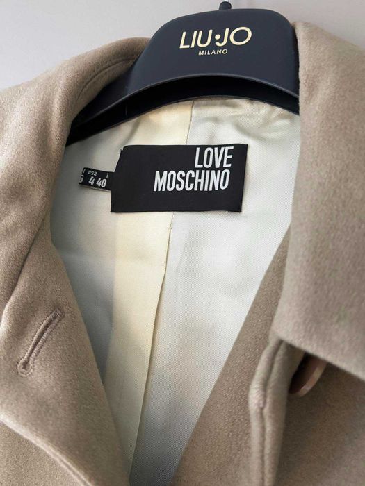 Зимно палто Love Moshino EU36