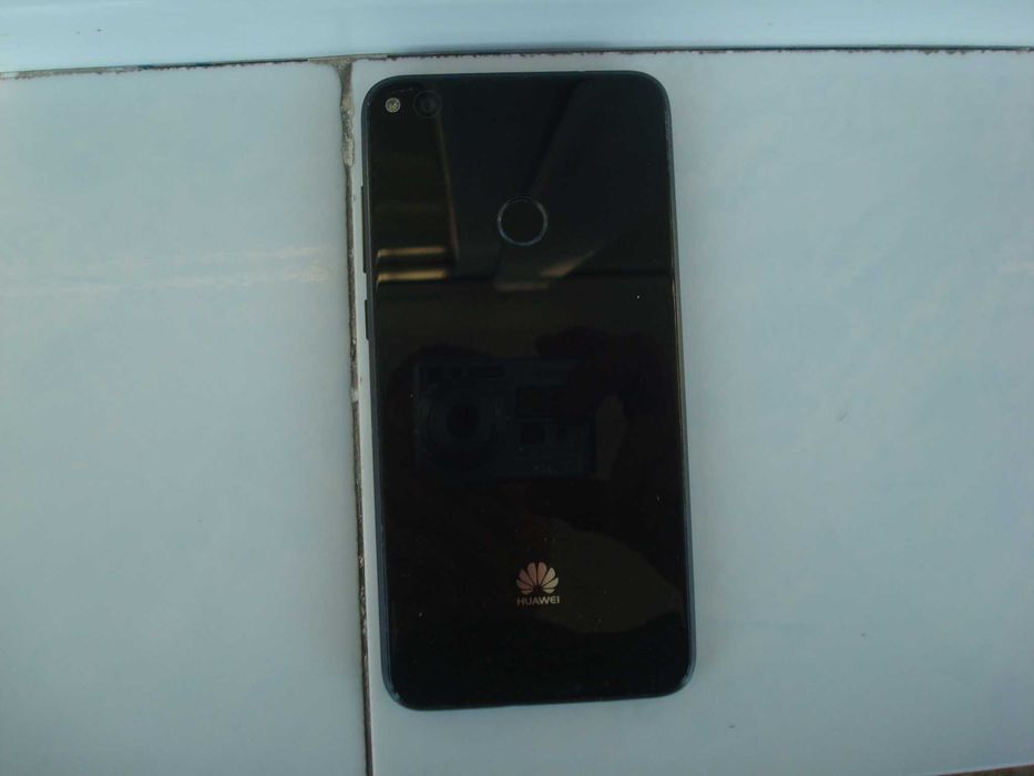 Dual sim Huawei P8 lite ,3GB RAM ,16 GB