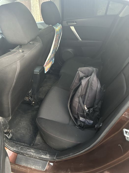 Продам автомобиль Мазда 3 япошка