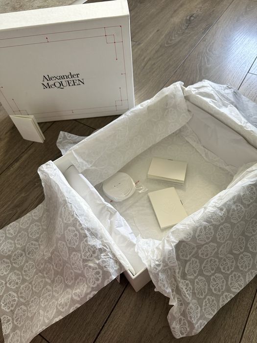 Оригинални  Сникърси Alexander McQeen лимитирана серия