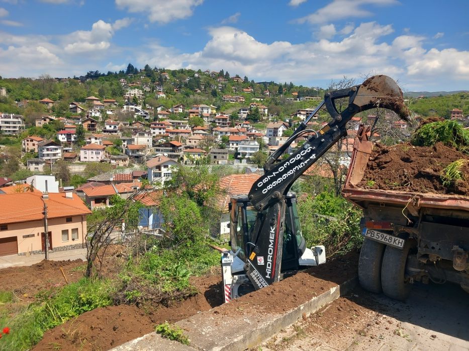 Услуга с Комбиниран багер, мини багер, бобкат и самосвал