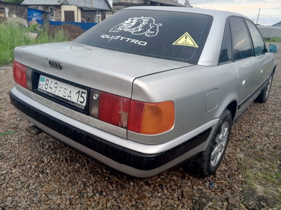 Продам Ауди 100..