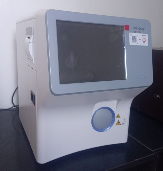 Yangi Labaratoriya apparatlari sotiladi real oladigan xaridor aloqaga.