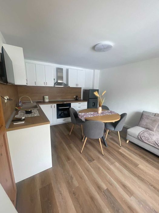 ТОП ЦЕНТЪР РУСЕ! Модерен апартамент – ПЕШЕХОДНА ЗОНА – 14 нощувки 700€