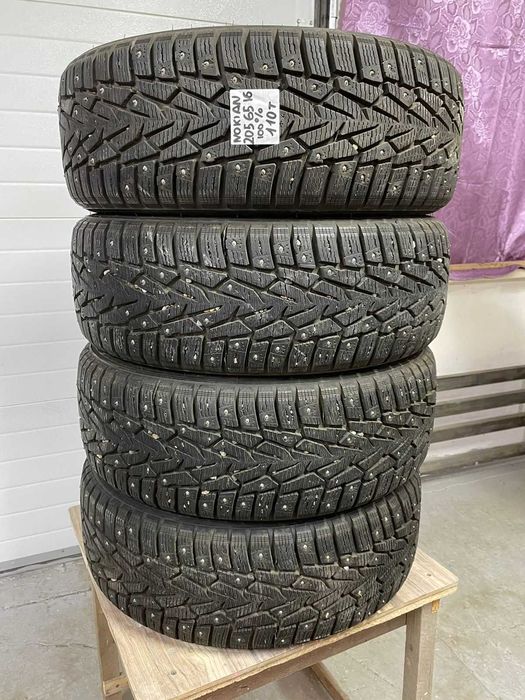 Nokian 205 65 R16