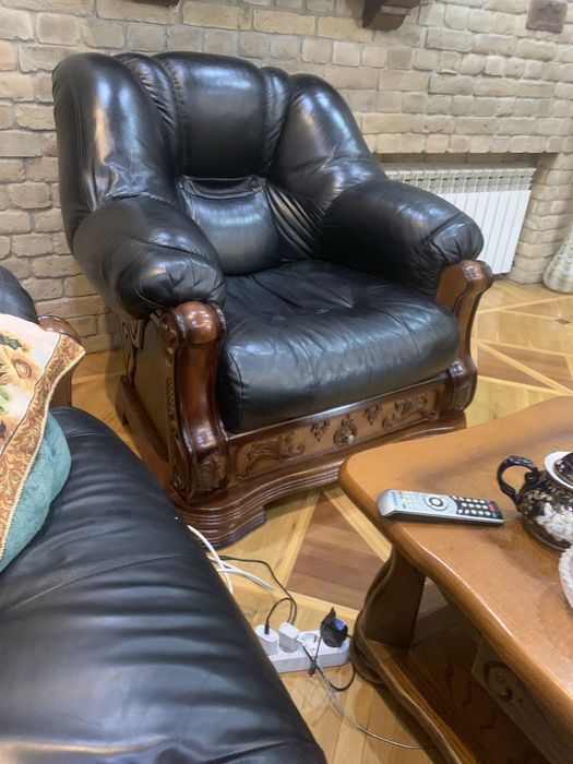 натуральная кожа в отличном состоянии