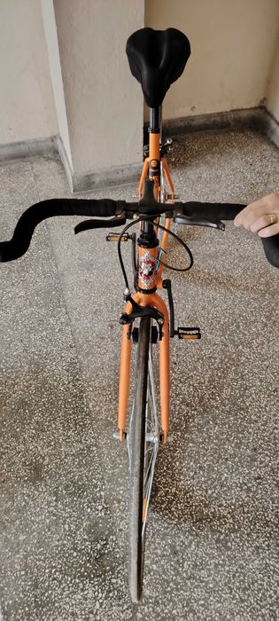 Vand bicicletă de curse nouă Pegas cu cauciucuri subțiri