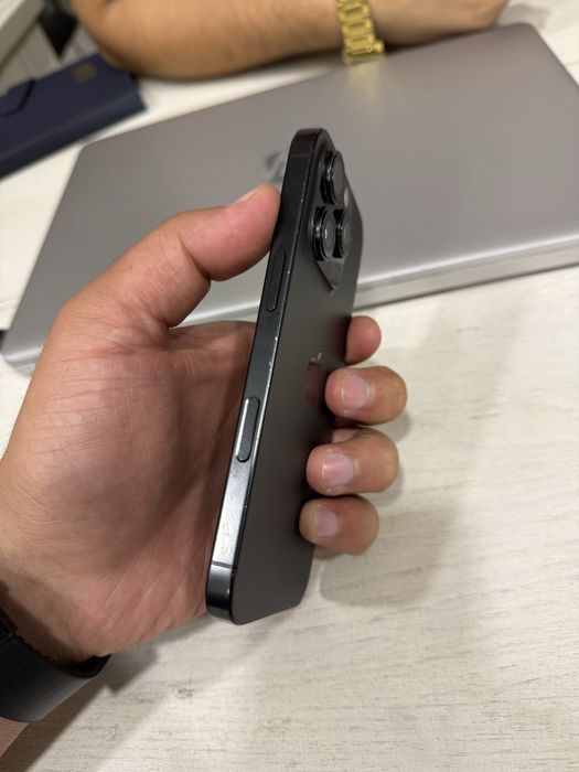 Iphone 16 pro 512 gb black