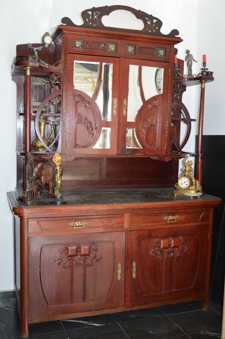 Старинен салонен бюфет сецесион