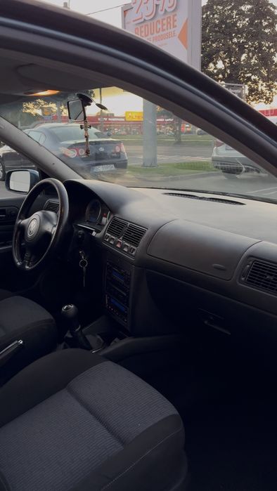 VOLKSWAGEN Golf 2003 — imagine 5