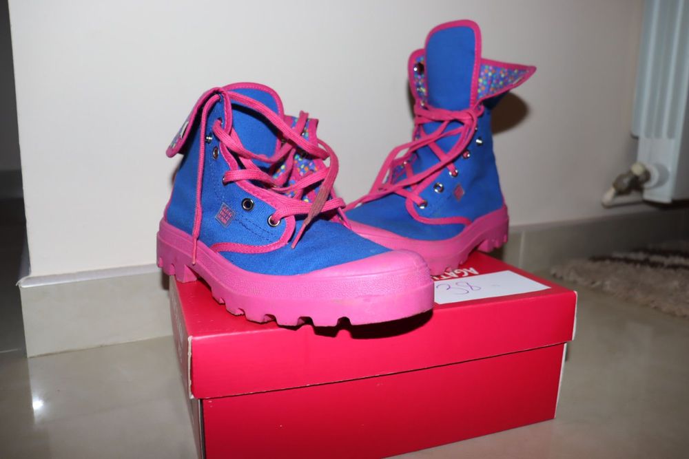 Ghete Prada mar 38