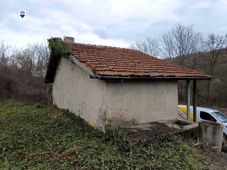 Вила за продажба гр. Бяла