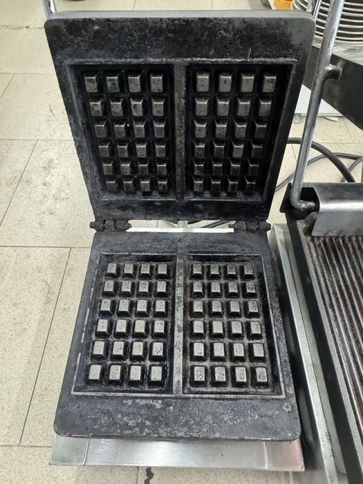 Тост преса електрическа