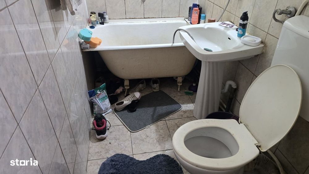 Vand apartament cu 2 camere in Deva, zona Al. Motilor et. 1,