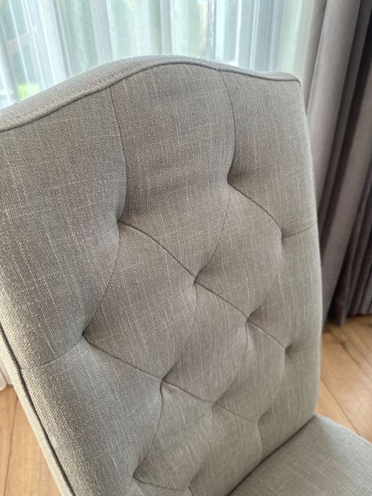 Трапезни столове