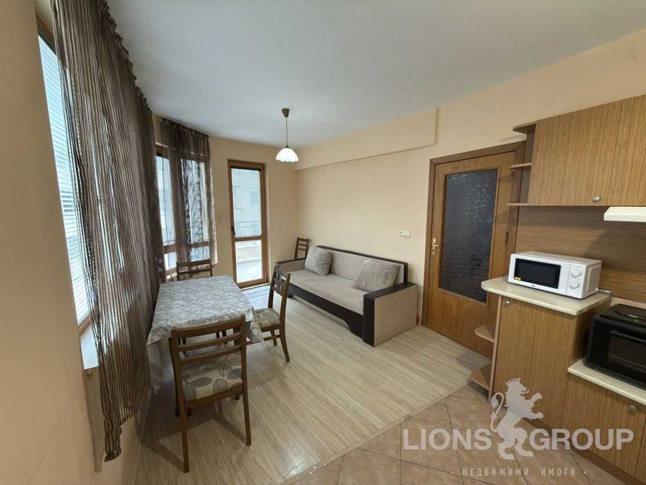 Под наем уютен и светъл двустаен апартамент