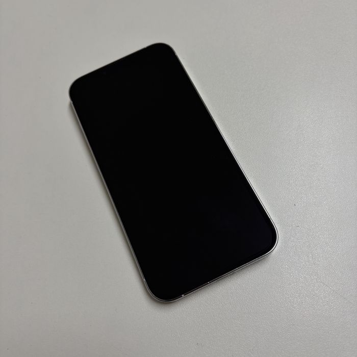 Magazin vinde: iPhone 13 Pro 128gb si 13 Pro Max 256gb cu baterii noi