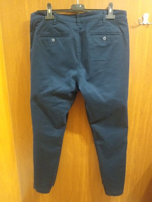 Продавам запазен паталон