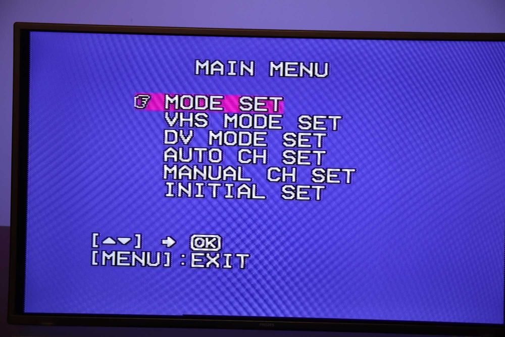 JVC HR-DVS1 видео рекордер SVHS и MiniDV