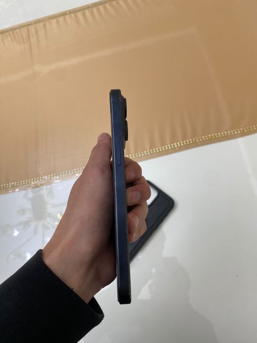 Продам iPhone 15 pro max в идеальном состоянии