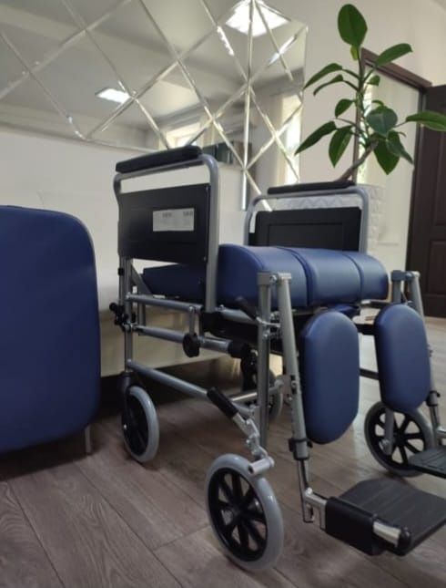 Инвалидная коляска, много профильная