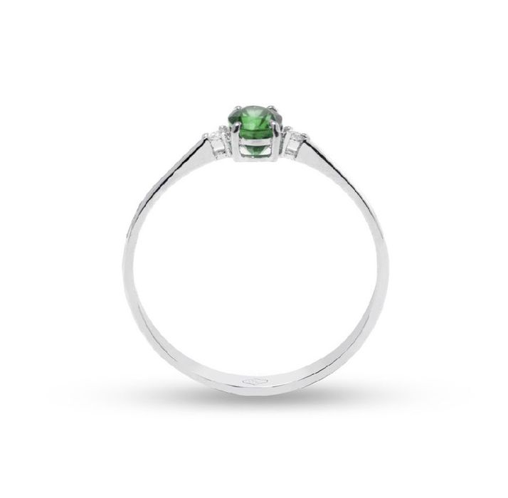 Пръстен 18К бяло злато с диаманти и смарагд