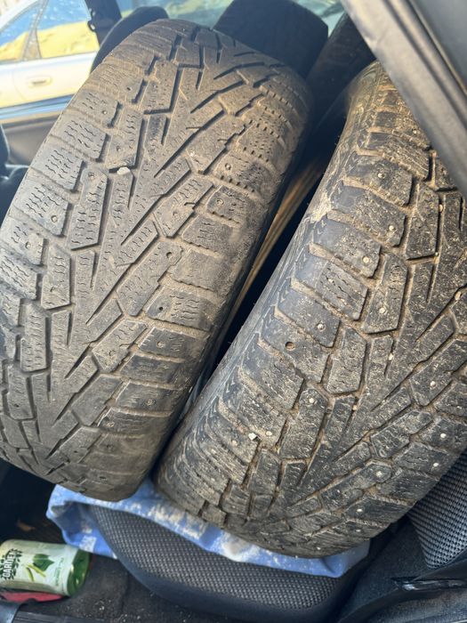 Продам зимние шины
