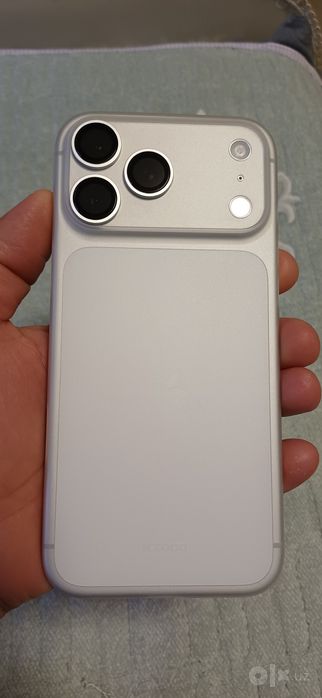 Продам IPhone 17 Pro max 256
